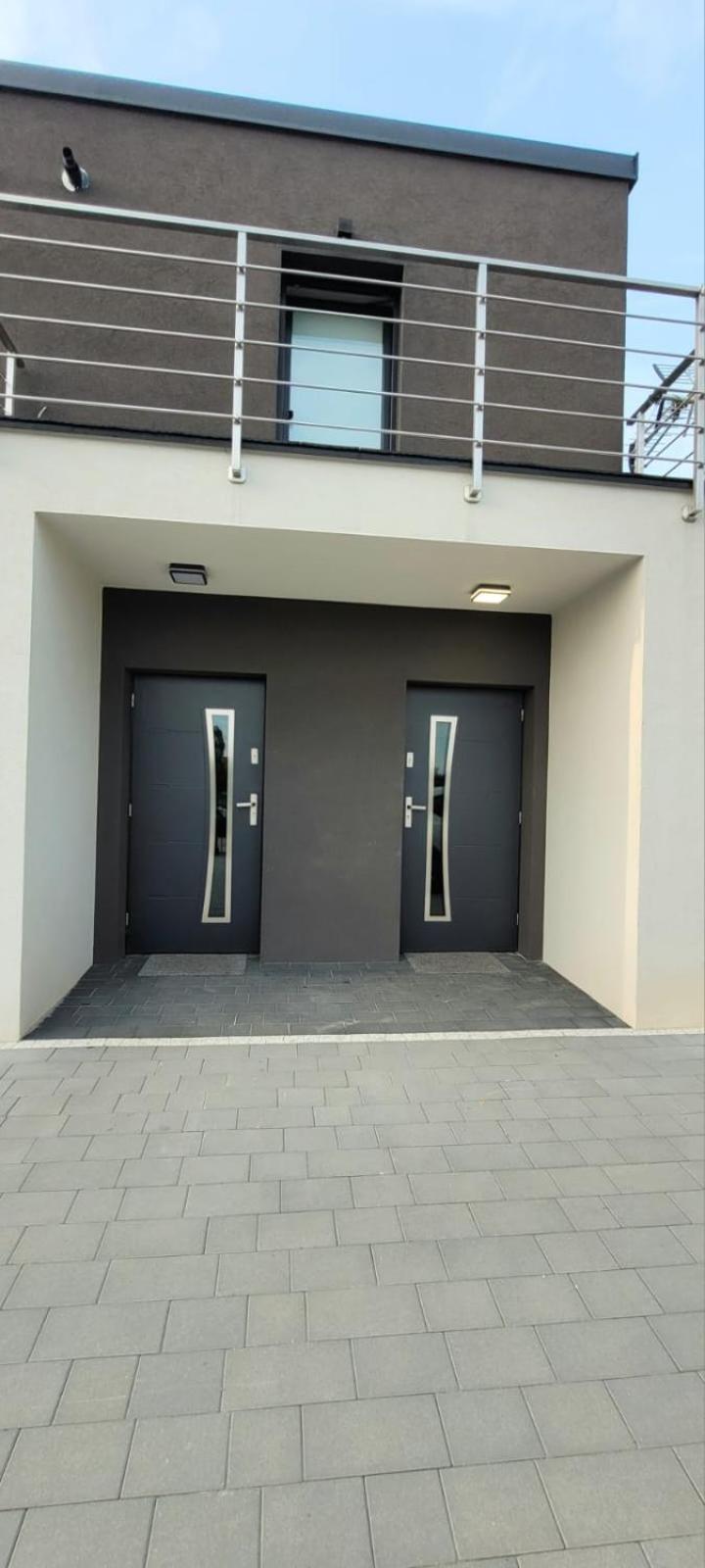 17 Dom Duzy Parking , Mandoria , Ptak , 2 Sypialnie Lub 1 Sypialnia, Taras , Autostrada A1, Kalinowskiego 17E Wifi Łódź Esterno foto